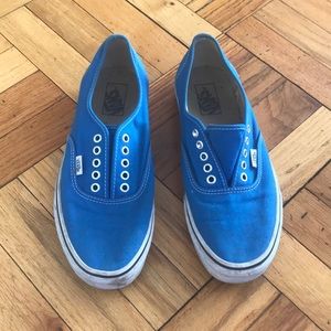 BLUE LOW TOP VANS SIZE 11 MENS